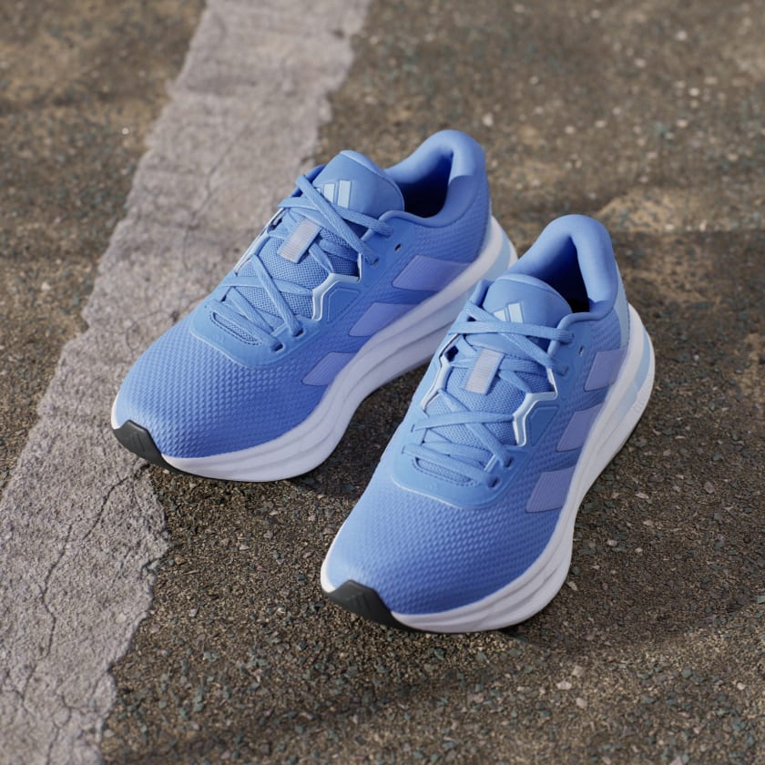 GALAXY 7 RUNNING SHOES